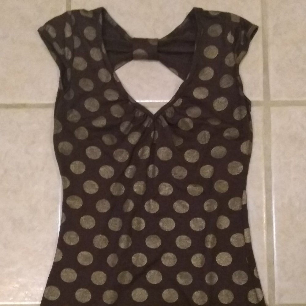 Brown/gold polka dot top size MD